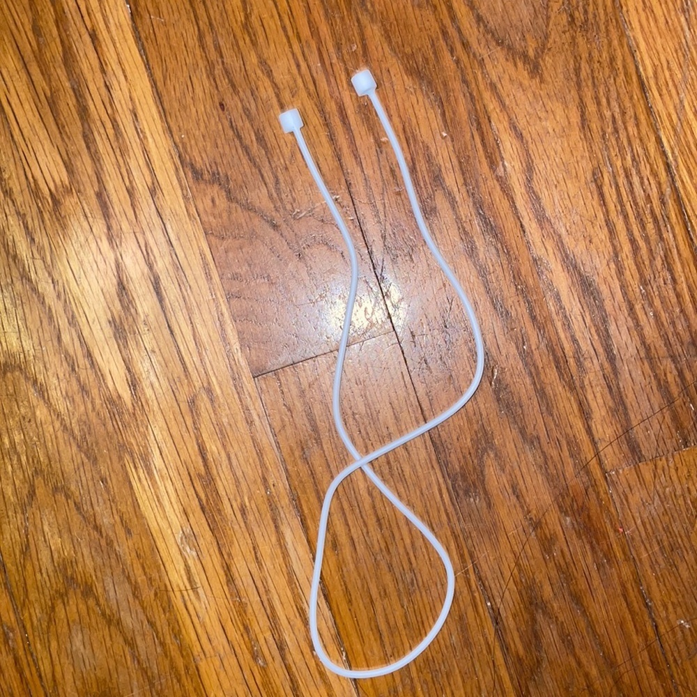 22in long rubber white headphone airpod cord  lightweight